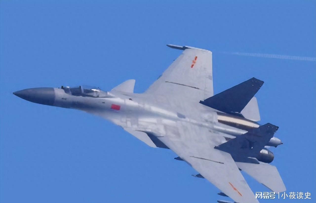 开云娱乐-歼-15几乎全部退役，沦为全球最短命舰载机！它究竟有哪些短板？