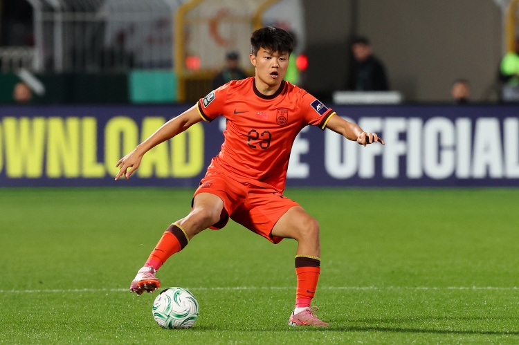 【体坛独家】海港标王价锁定U23新星 4日已现身上海